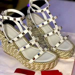 (SOLD) Valentino Zeppa Rockstud Wedge Light Ivory